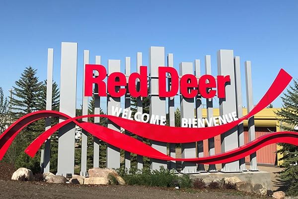 emigrar a Red Deer Canadá